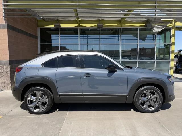 2022 Mazda MX-30 EV Premium Plus