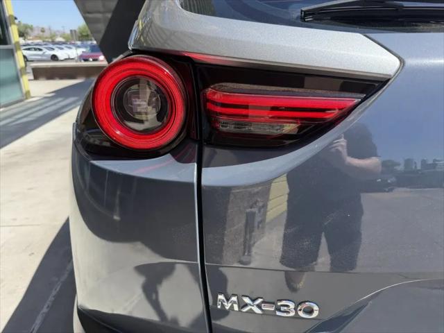 2022 Mazda MX-30 EV Premium Plus
