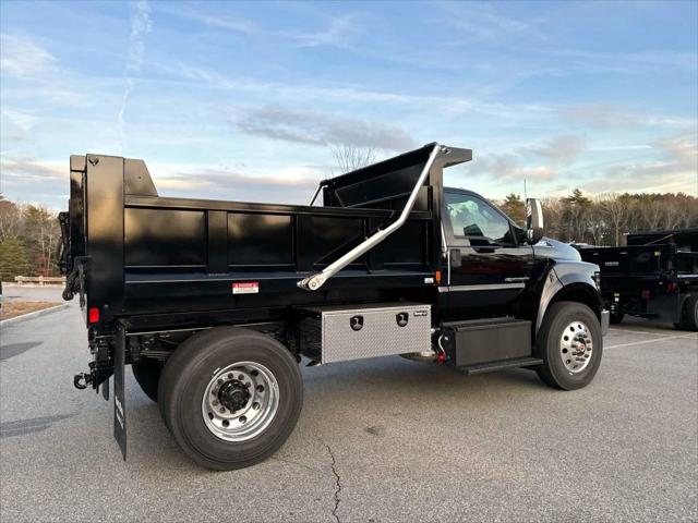 2025 Ford F-750 Reg Cab