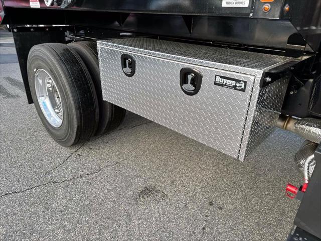 2025 Ford F-750 Reg Cab