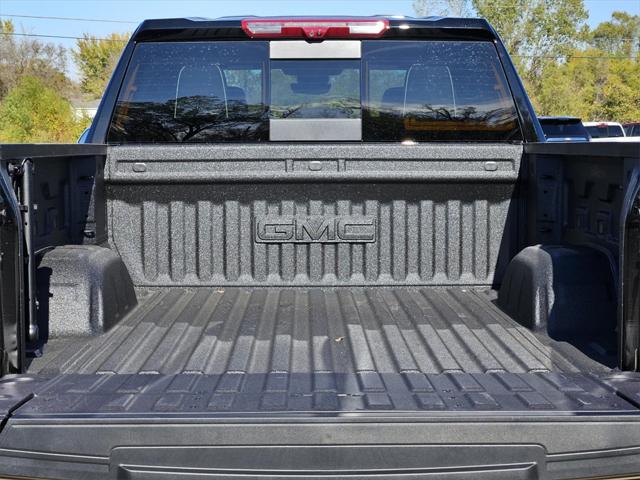 2025 GMC Sierra 1500 4WD Crew Cab Short Box AT4X