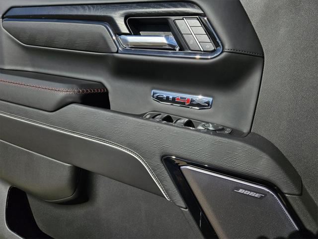 2025 GMC Sierra 1500 4WD Crew Cab Short Box AT4X