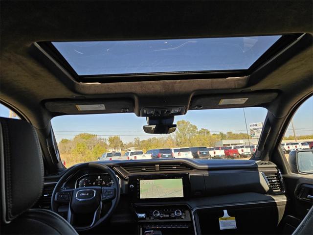 2025 GMC Sierra 1500 4WD Crew Cab Short Box AT4X