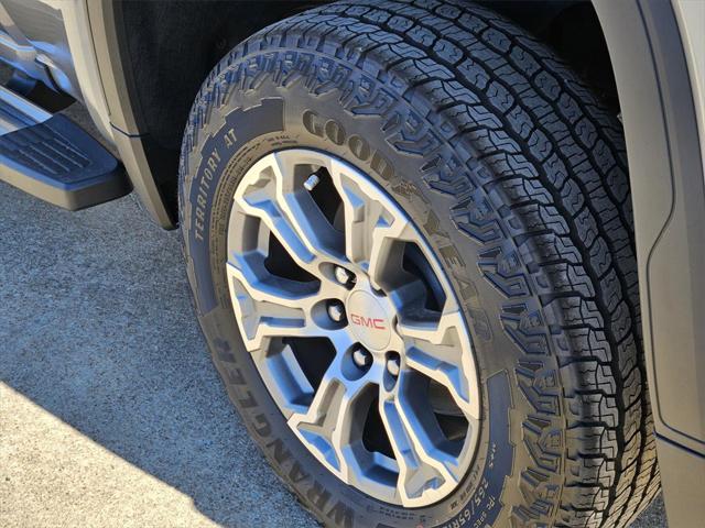 2025 GMC Sierra 1500 4WD Crew Cab Short Box SLT