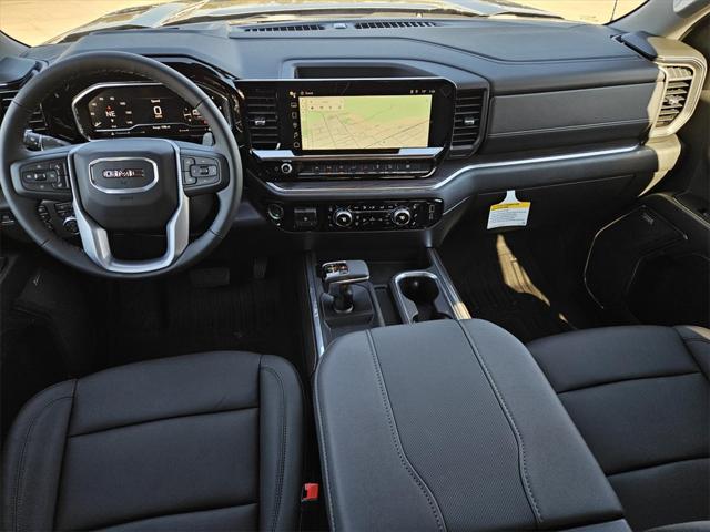 2025 GMC Sierra 1500 4WD Crew Cab Short Box SLT