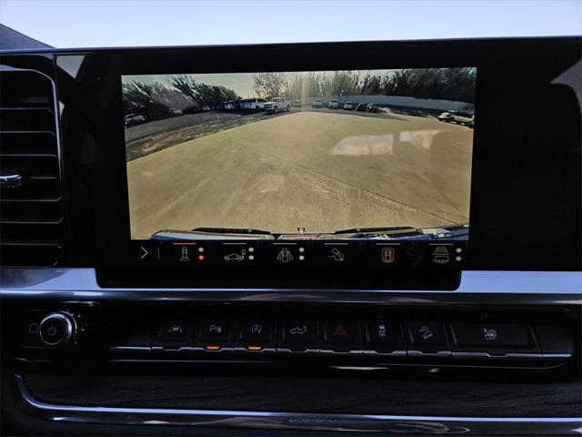 2025 GMC Sierra 1500 4WD Crew Cab Short Box SLT