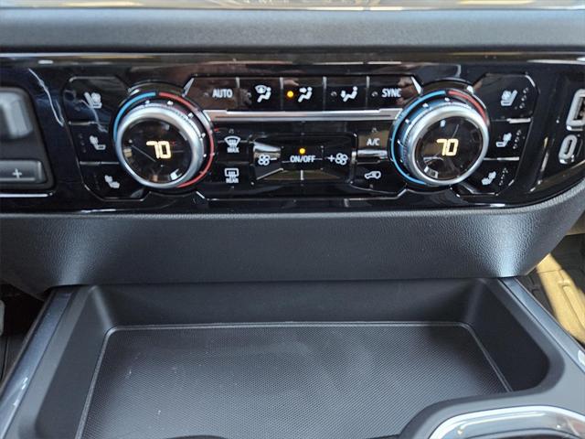 2025 GMC Sierra 1500 4WD Crew Cab Short Box SLT