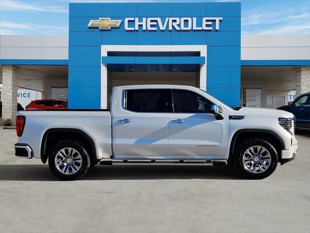 2025 GMC Sierra 1500 4WD Crew Cab Short Box Denali