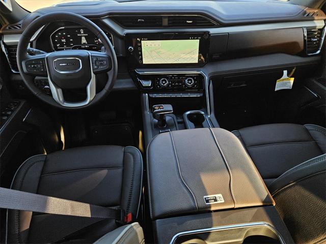 2025 GMC Sierra 1500 4WD Crew Cab Short Box Denali