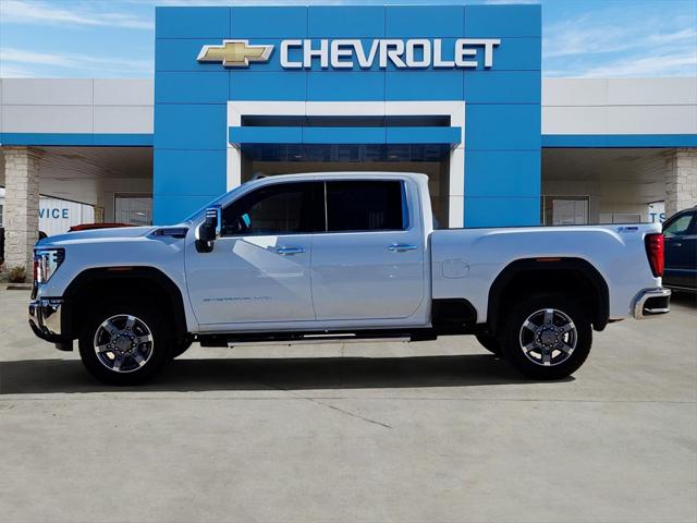 2025 GMC Sierra 2500HD 4WD Crew Cab Standard Bed SLT
