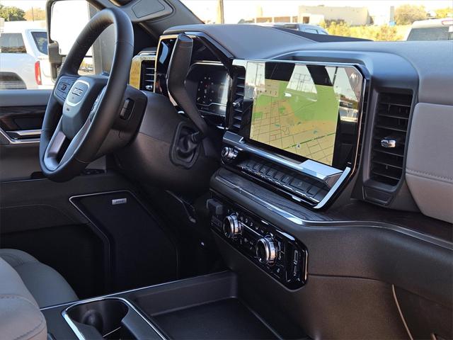 2025 GMC Sierra 2500HD 4WD Crew Cab Standard Bed SLT