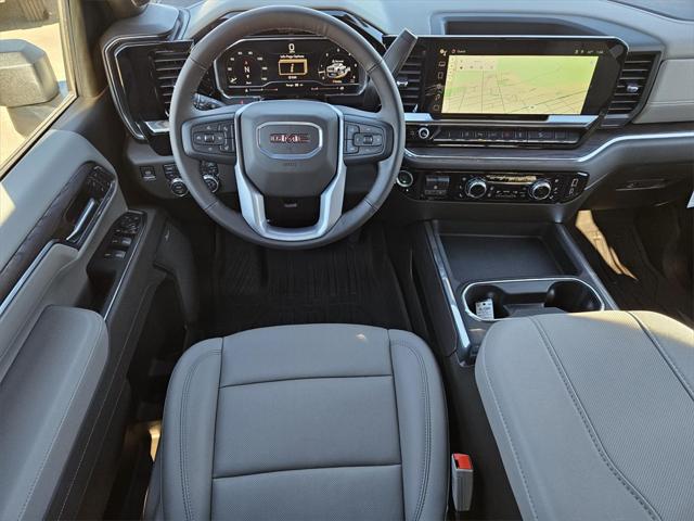 2025 GMC Sierra 2500HD 4WD Crew Cab Standard Bed SLT