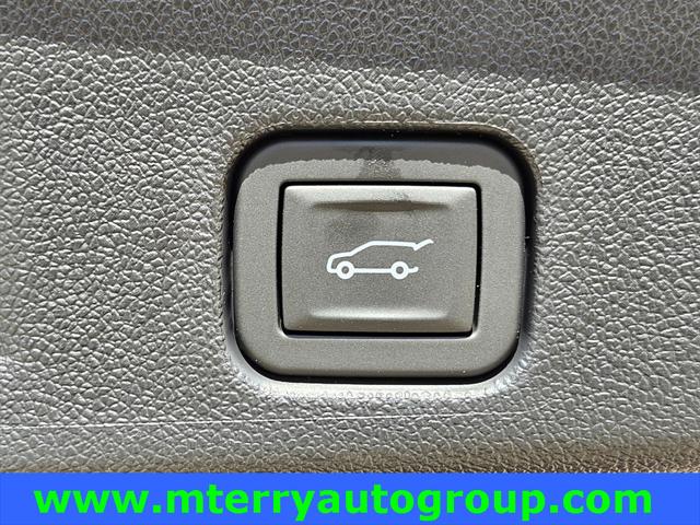 2025 Chevrolet Traverse FWD LT