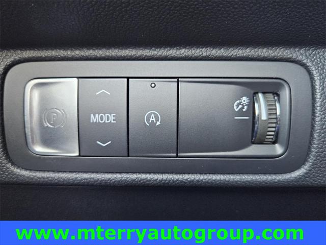 2025 Chevrolet Traverse FWD LT