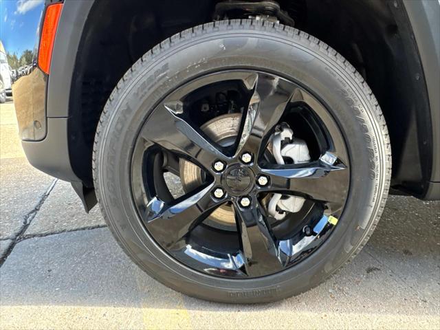2025 Jeep Grand Cherokee GRAND CHEROKEE LIMITED 4X2