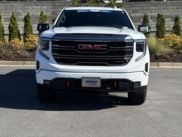 2024 GMC Sierra 1500 4WD Crew Cab Short Box AT4