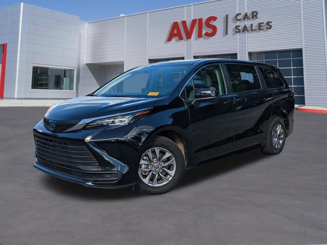 2024 Toyota Sienna LE for sale in Jacksonville, FL