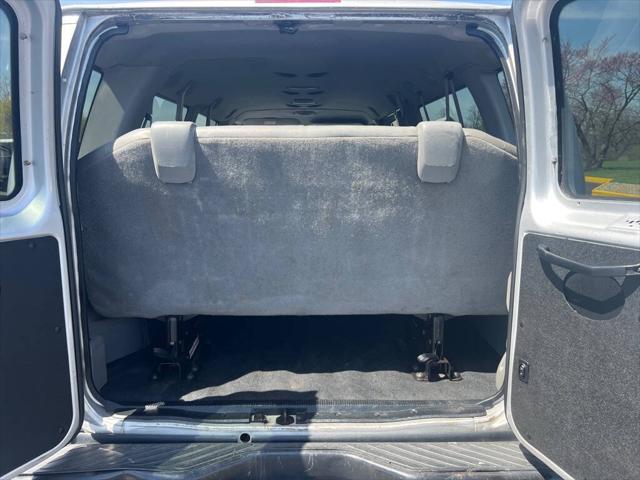2011 Ford E-350 Super Duty XLT
