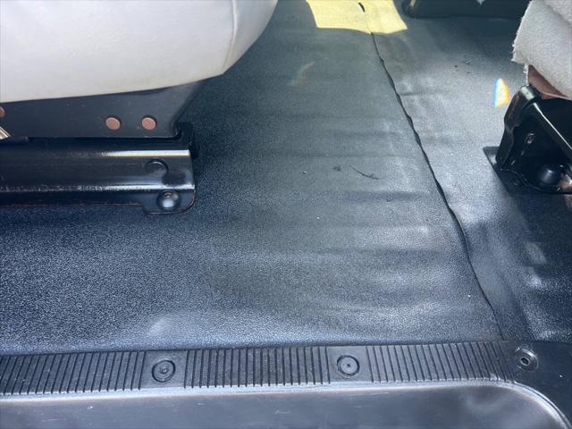 2011 Ford E-350 Super Duty XLT