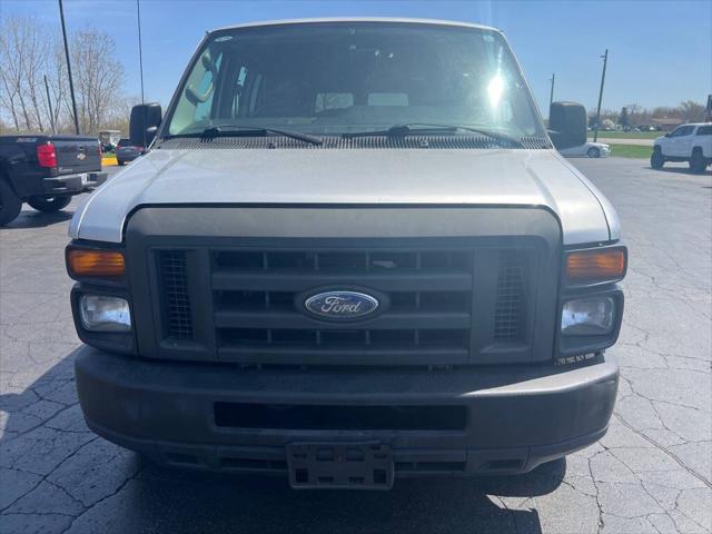 2011 Ford E-350 Super Duty XLT