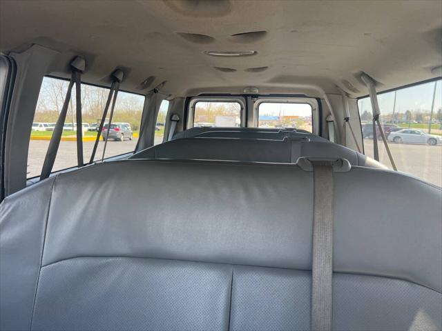 2011 Ford E-350 Super Duty XLT