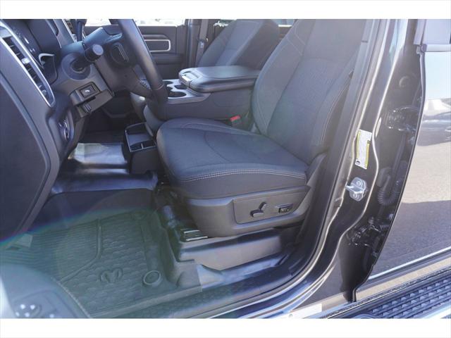 2022 Ram 3500 Big Horn Crew Cab 4x4 8' Box