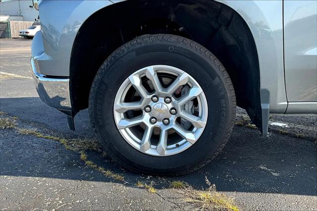 2023 Chevrolet Silverado 1500 4WD Crew Cab Short Bed LT with 2FL