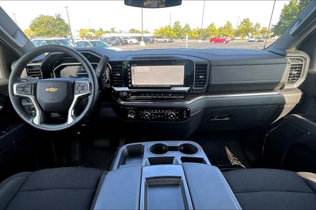 2023 Chevrolet Silverado 1500 4WD Crew Cab Short Bed LT with 2FL