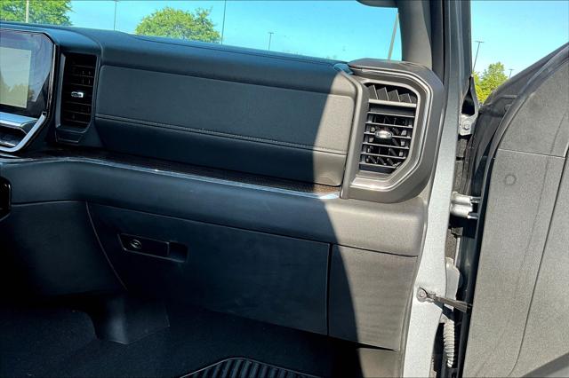 2023 Chevrolet Silverado 1500 4WD Crew Cab Short Bed LT with 2FL
