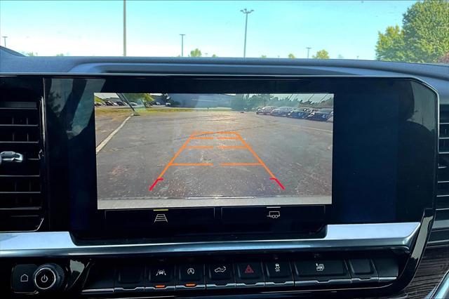 2023 Chevrolet Silverado 1500 4WD Crew Cab Short Bed LT with 2FL