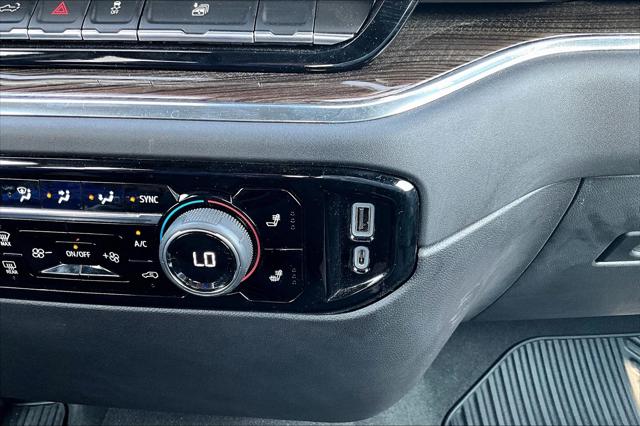 2023 Chevrolet Silverado 1500 4WD Crew Cab Short Bed LT with 2FL