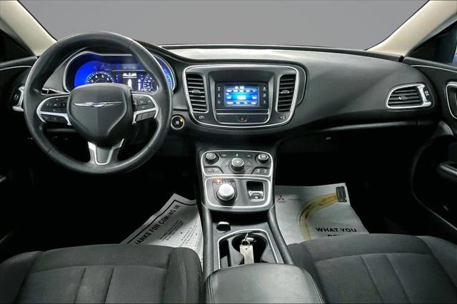 2016 Chrysler 200 Limited