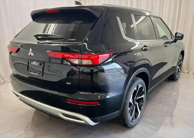 2024 Mitsubishi Outlander SE Black Edition w/Pano Roof S-AWC