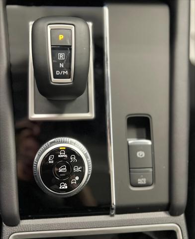 2024 Mitsubishi Outlander SE Black Edition w/Pano Roof S-AWC