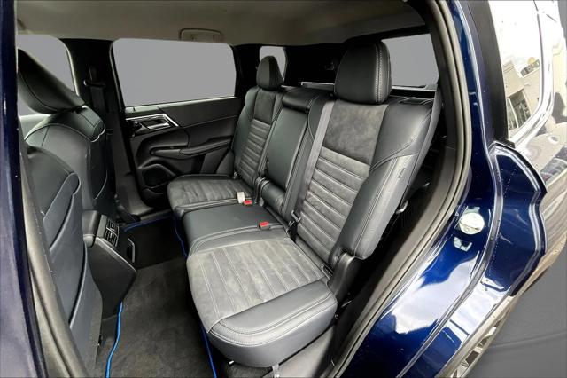 2025 Mitsubishi Outlander PHEV SE S-AWC