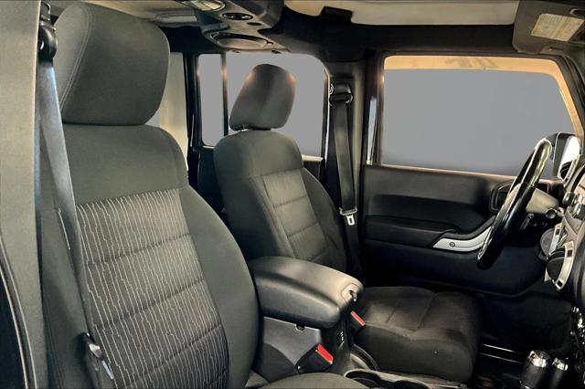 2012 Jeep Wrangler Unlimited Sahara
