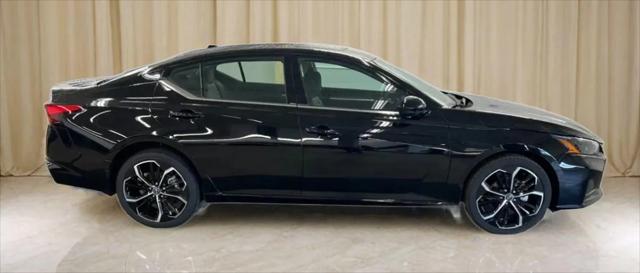 2023 Nissan Altima SR Intelligent AWD
