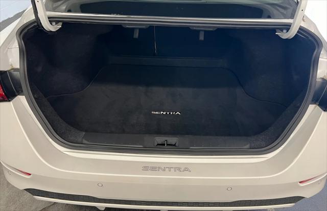 2022 Nissan Sentra SV Xtronic CVT