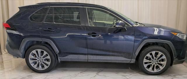 2020 Toyota RAV4 XLE Premium