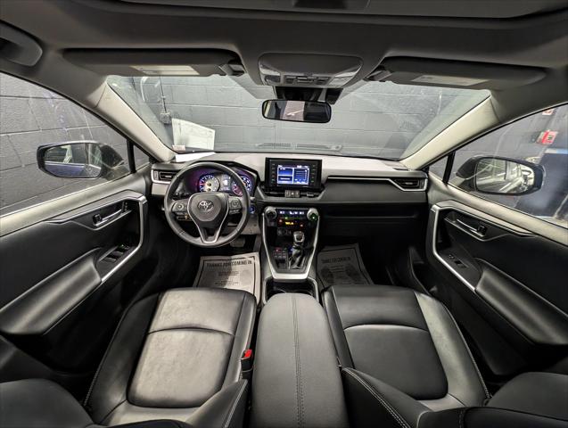 2020 Toyota RAV4 XLE Premium
