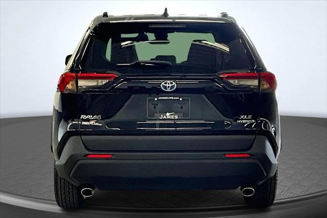 2021 Toyota RAV4 Hybrid XLE
