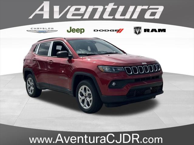 2025 Jeep Compass COMPASS LATITUDE 4X4