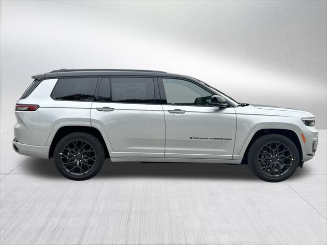 2025 Jeep Grand Cherokee GRAND CHEROKEE SUMMIT RESERVE 4X4