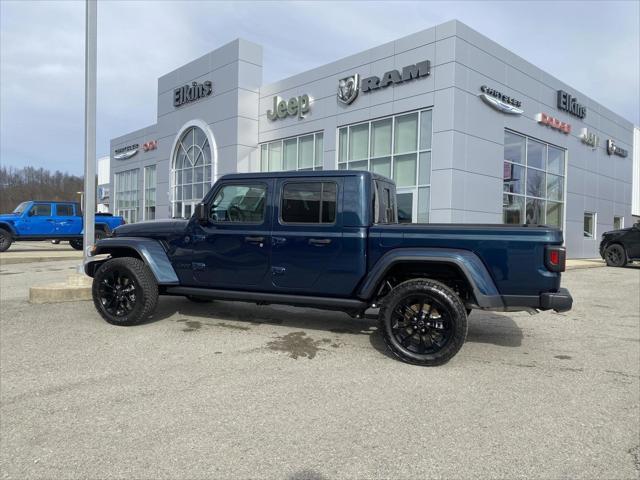 2025 Jeep Gladiator GLADIATOR NIGHTHAWK 4X4