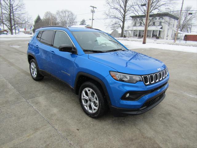 2025 Jeep Compass COMPASS LATITUDE 4X4