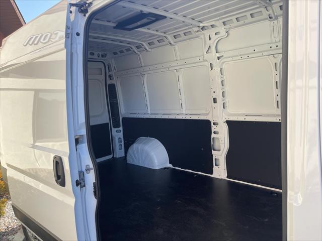 2025 Ram ProMaster Cargo Van Tradesman High Roof 159" WB w/Pass Seat