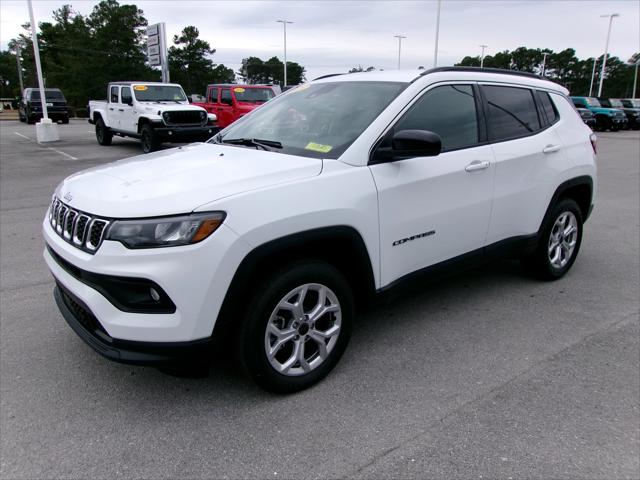 2025 Jeep Compass COMPASS LATITUDE 4X4