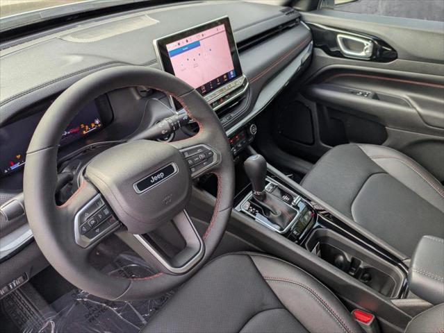 2025 Jeep Compass COMPASS TRAILHAWK 4X4