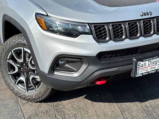2025 Jeep Compass COMPASS TRAILHAWK 4X4