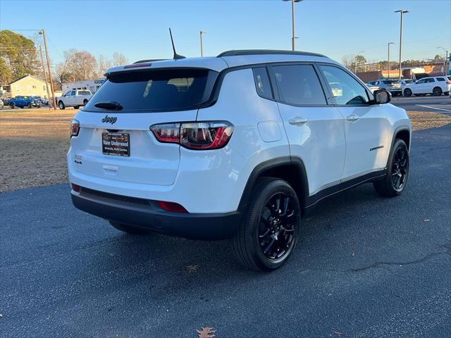 2025 Jeep Compass COMPASS LATITUDE 4X4